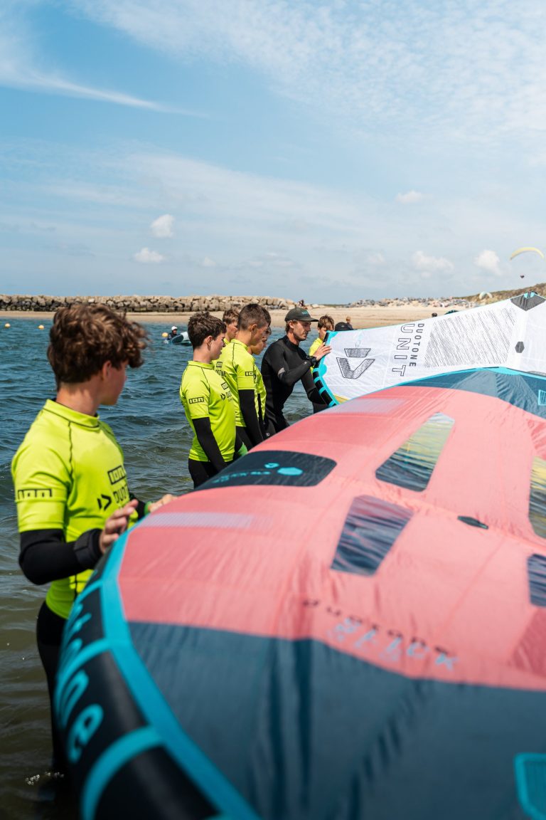 Wingles in een kleine groep met instructeur aan de Brouwersdam